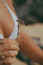 Load image into Gallery viewer, The Momi Joint Holder - Toasted Jewelry