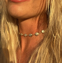 Load image into Gallery viewer, The Keeks Baroque Pearl Choker - Toasted Jewelry