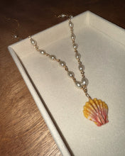 Load image into Gallery viewer, Trudy Sunrise Shell Necklace - Toasted Jewelry