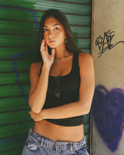Load image into Gallery viewer, Nixie Blue Pearl Rolo Necklace