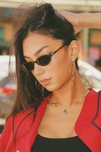 Load image into Gallery viewer, Siren Blue Pearl Kiki Necklace