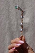 Load image into Gallery viewer, The Momi Joint Holder - Toasted Jewelry