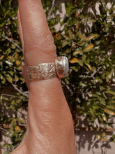 Load image into Gallery viewer, Pearl Floral Band - Toasted Jewelry