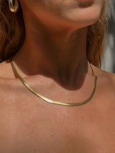 Load image into Gallery viewer, Thick Herringbone Chain - Toasted Jewelry