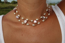 Load image into Gallery viewer, Mabelline Pearl Choker
