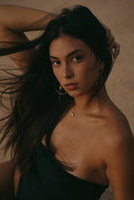 Load image into Gallery viewer, Aiko Green Pearl Necklace
