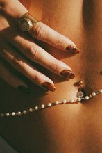 Load image into Gallery viewer, Pearly Girl Body Chain
