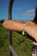 Load image into Gallery viewer, Trudy Green Pearl Charm Bracelet
