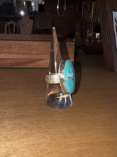 Load image into Gallery viewer, Turquoise Sterling Silver- Size 8 1/2
