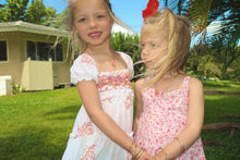Load image into Gallery viewer, Flower Girl Necklace
