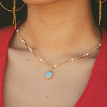 Load image into Gallery viewer, Siren Blue Pearl Kiki Necklace
