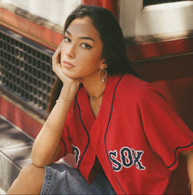 Load image into Gallery viewer, Siren Blue Pearl Pieces (choker, bracelet, mini hoops)
