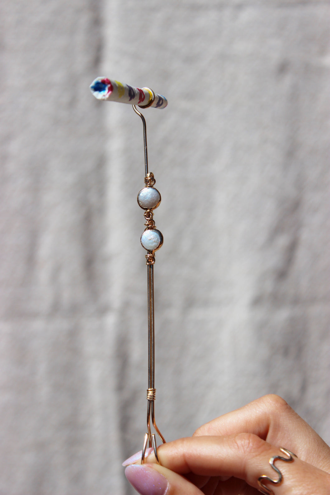 Eloise Baroque Pearl Joint Holder