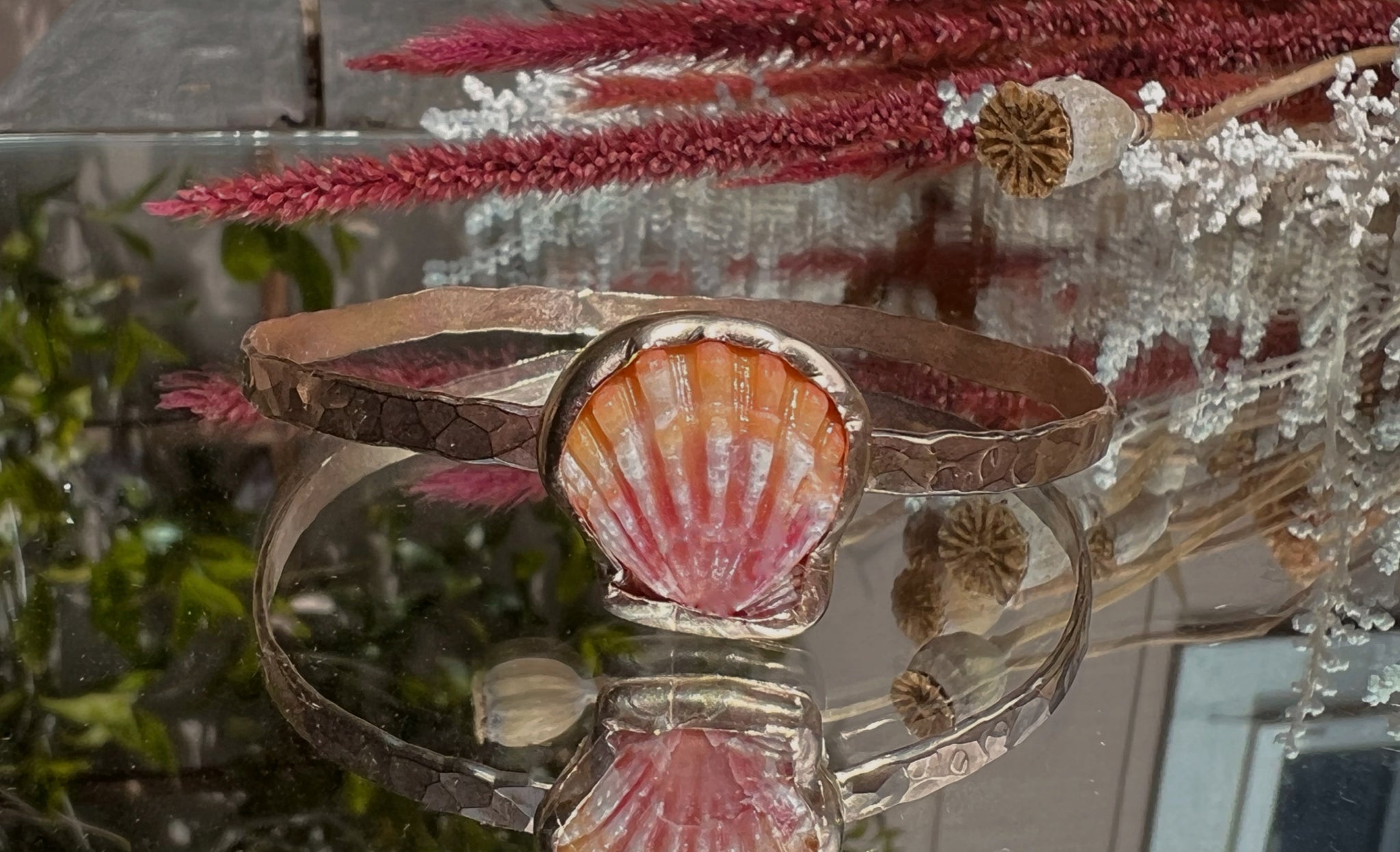 Popular Sunrise shell Bangle